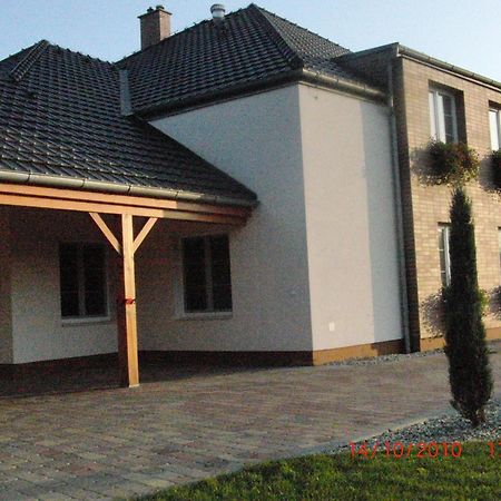 Penzion Bocheta Нови-Йичин Экстерьер фото